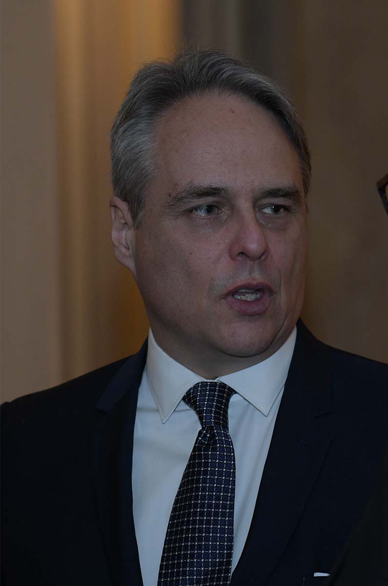 https://www.unionnationsfederation.org/wp-content/uploads/2020/02/23-Luc-Harvey.jpg